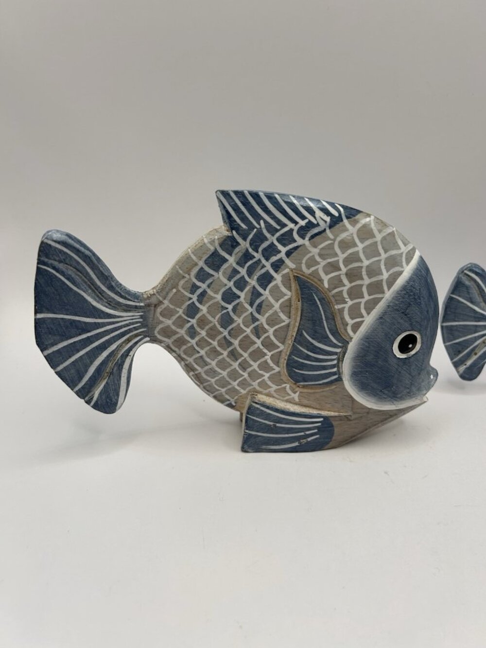 Pair Hand Painted Carved Wood Tropical Fish Coastal Beach Nautical Decor Vintage - Picture 9 of 16